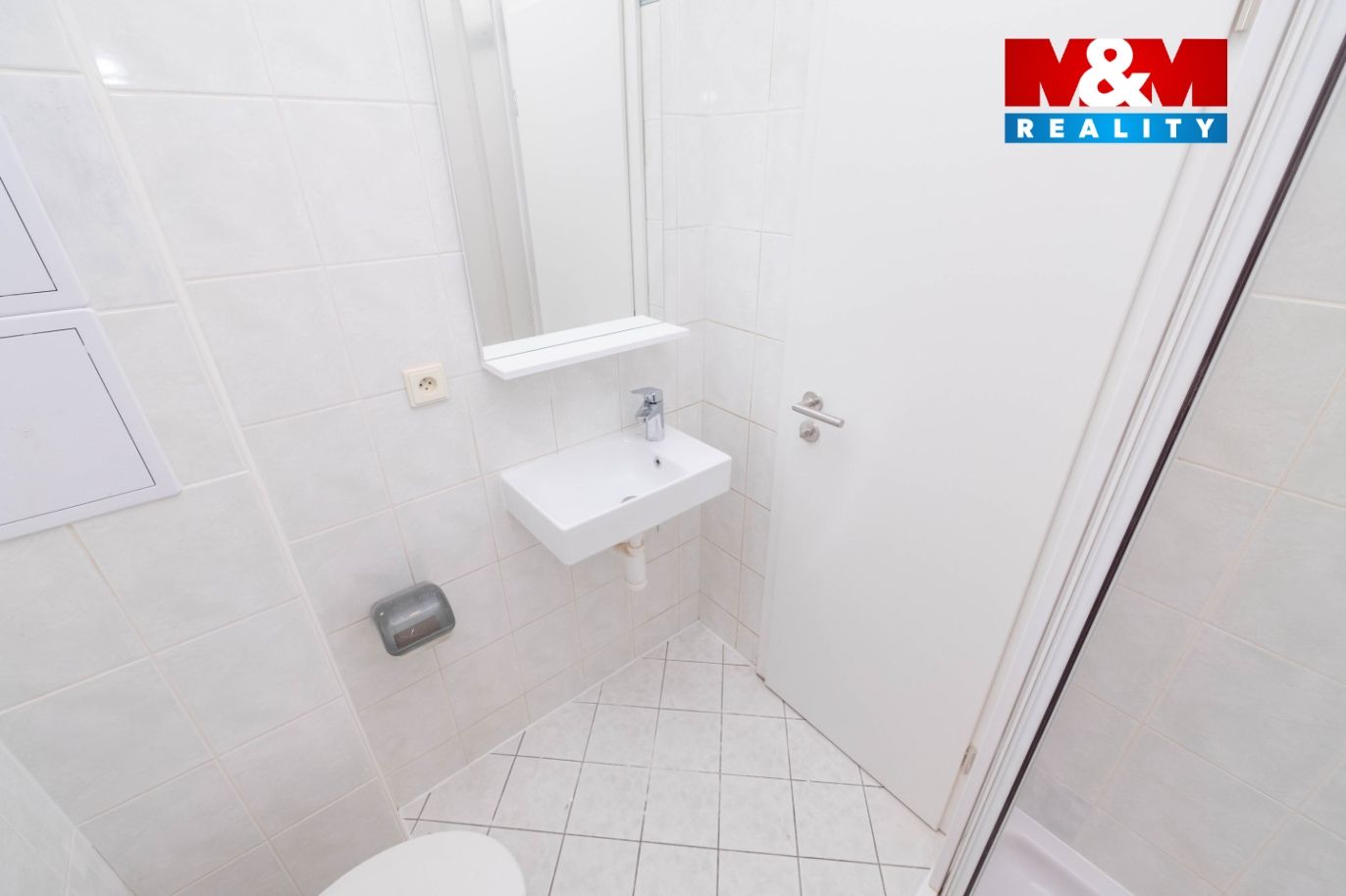 Pronájem bytu 2+kk, 45 m², Praha 10, ul. Kolovratská
