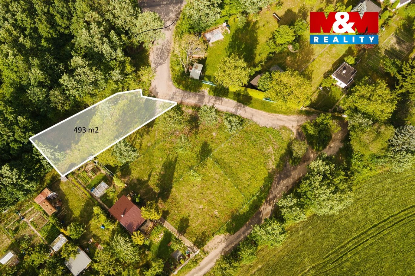 Pardubičky.zahrádka.493 m2.jpg