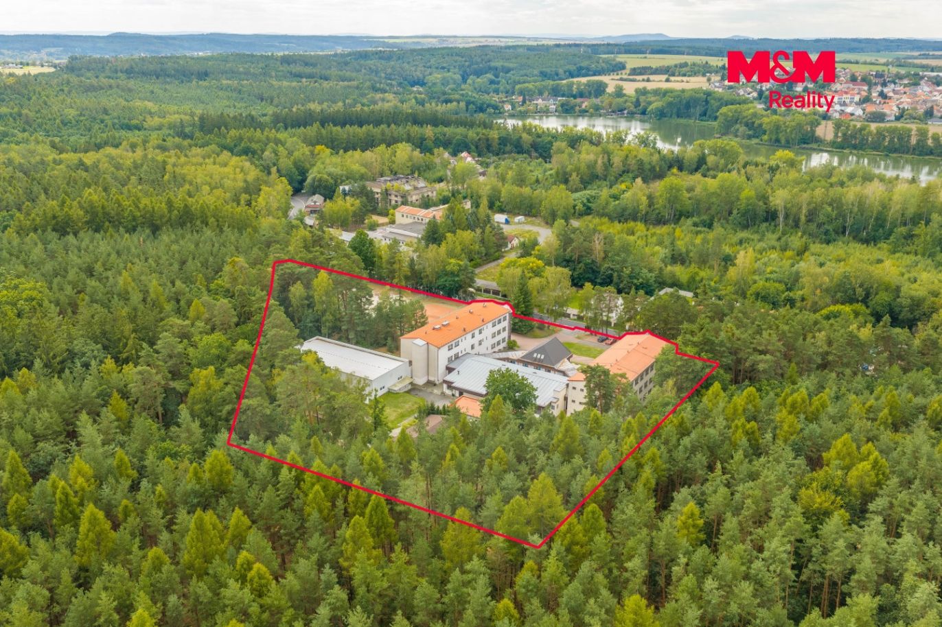 DJI_20260912123222_0515_Db.jpg