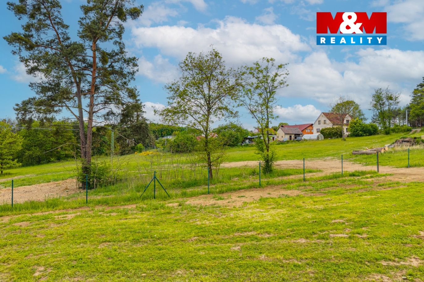 943071 - Prodej pozemku k bydlení, 1055 m², Bukovany