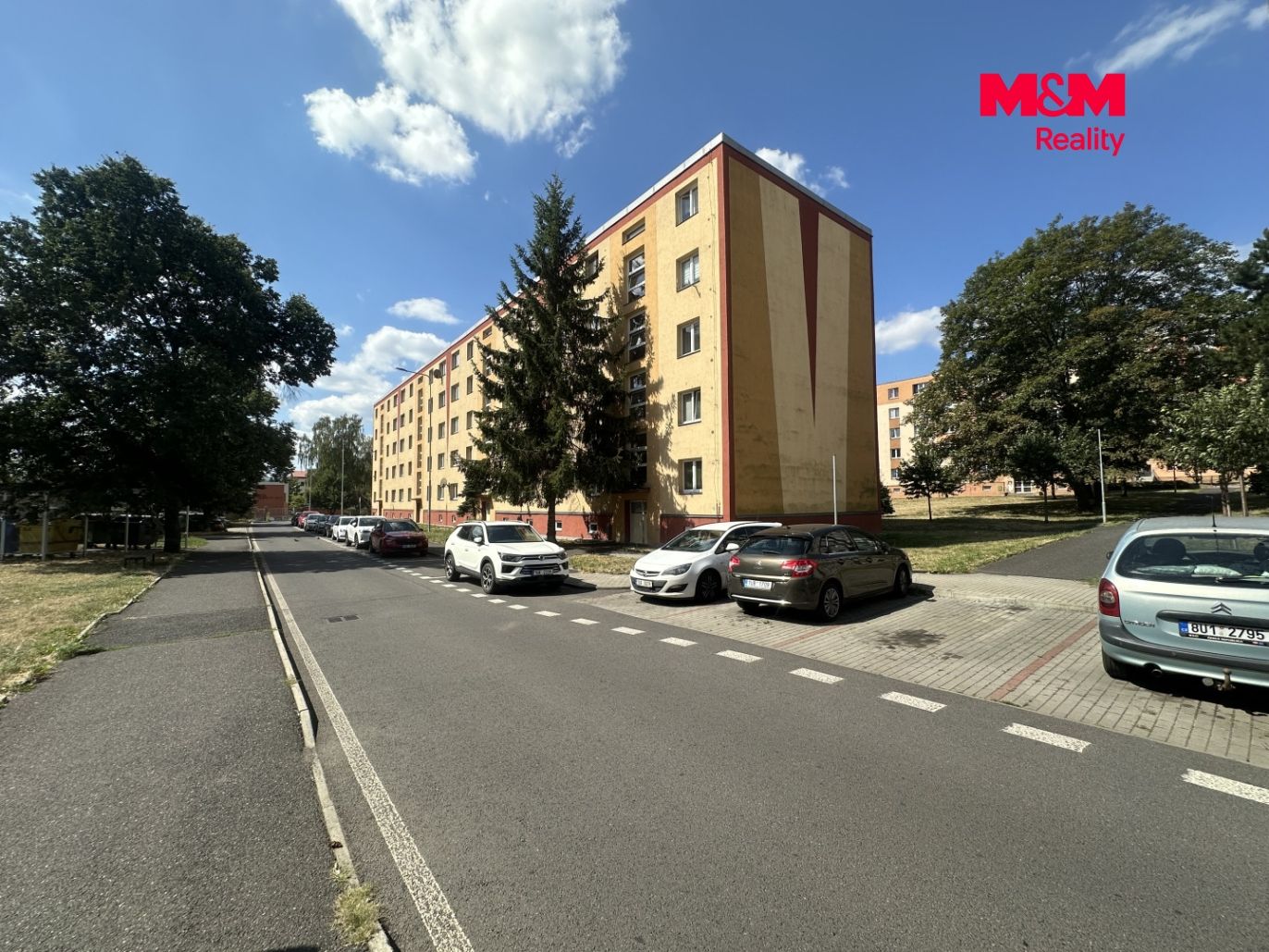 Dům