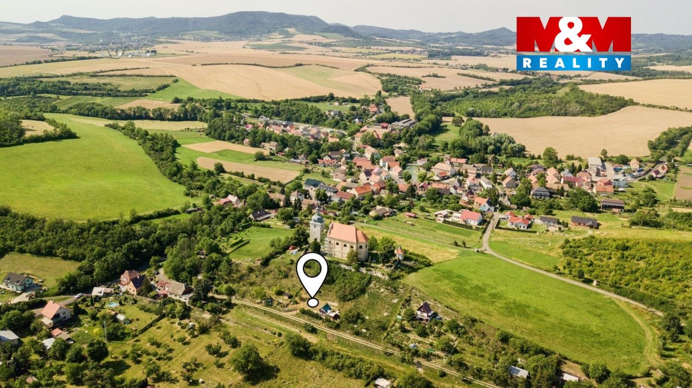 Zahrada v obci