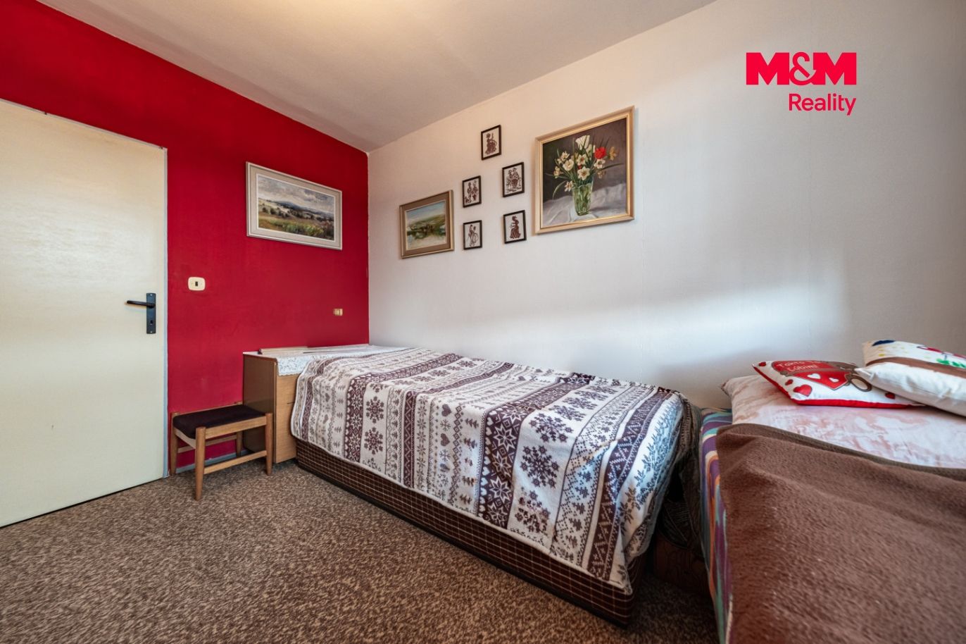 923517 - Prodej bytu 3+1, 75 m², Praha, ul. TádžickáDSCF9855-HDR.jpg