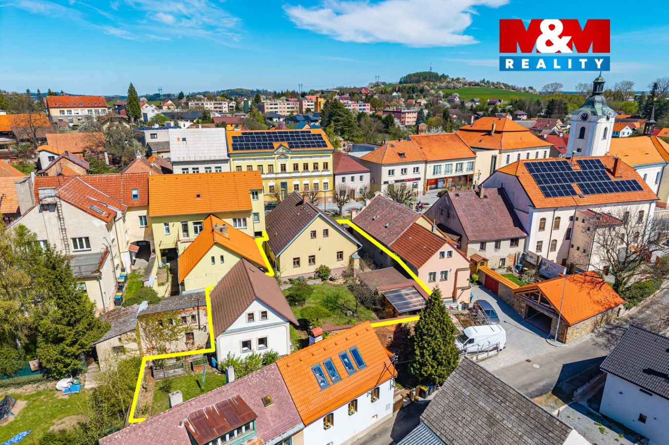 Prodej rodinného domu v Divišově, ul. Horní náměstí