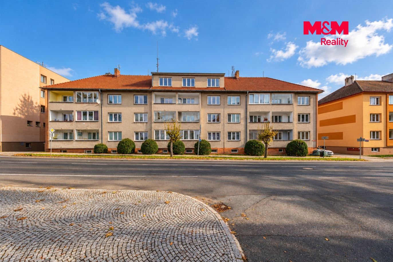 Dům