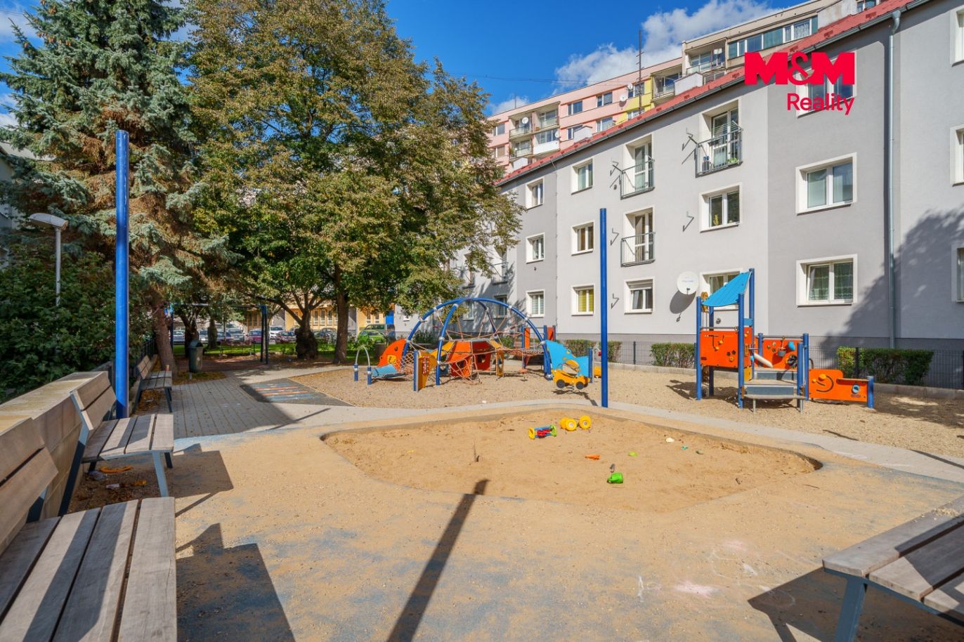 Prodej bytu 1+1, DV, 38 m², Chomutov, ul. Palackého
