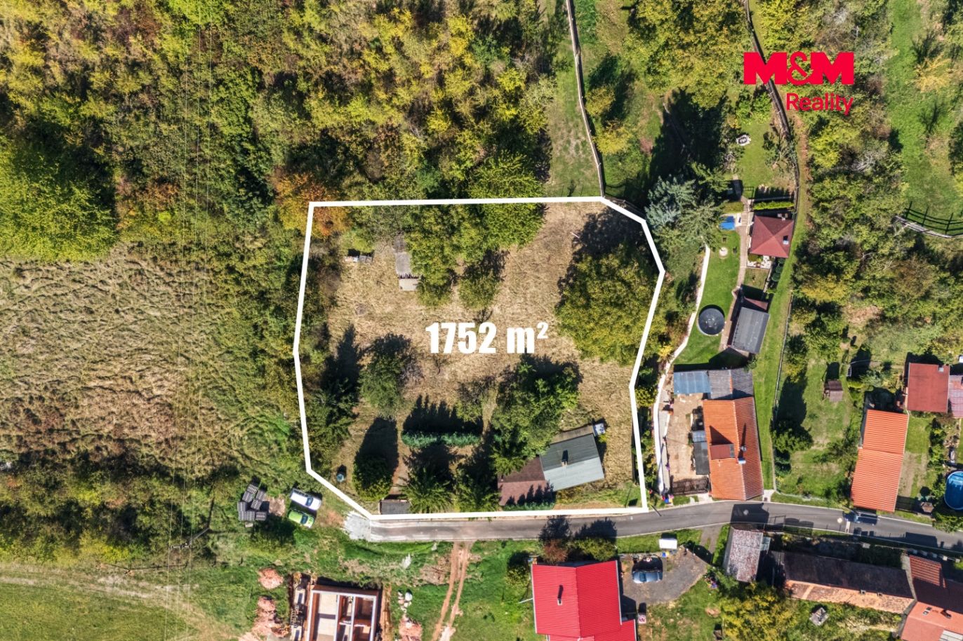 zahrada Pnětluky.jpg