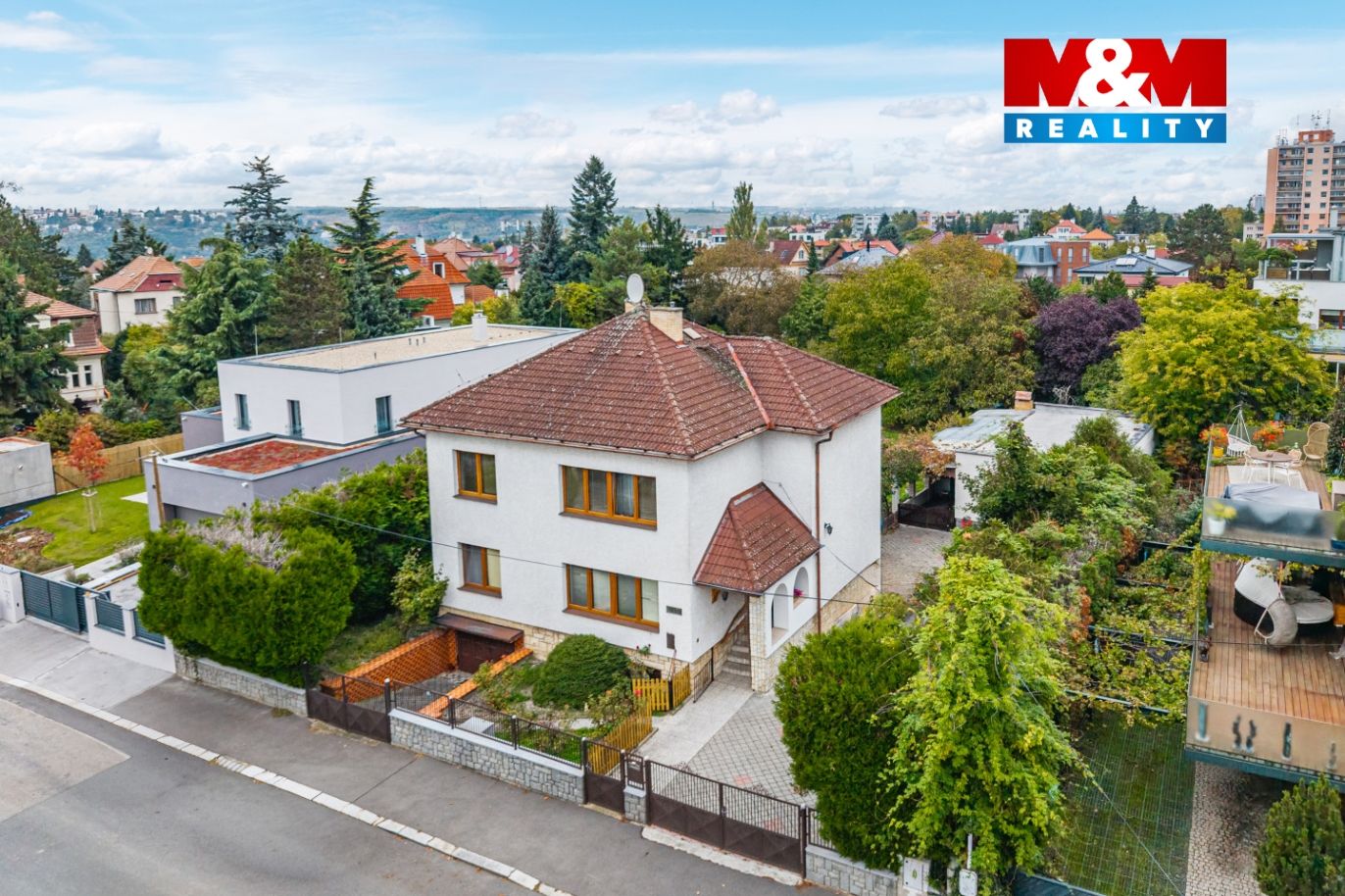 Prodej rodinného domu, 233 m², Praha, ul. Korandova