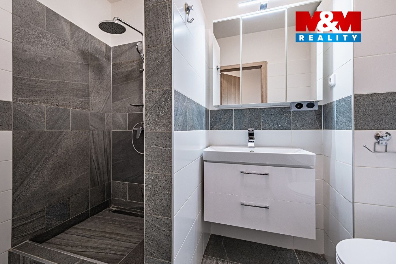 Prodej bytu 1+kk, 35 m2, v Doubravčicích