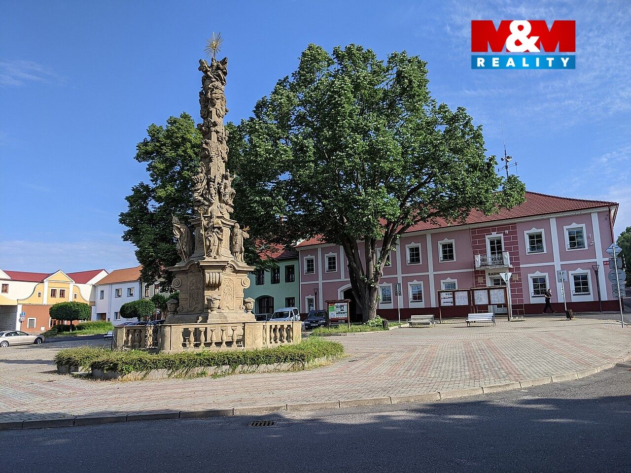 náměstí.jpg