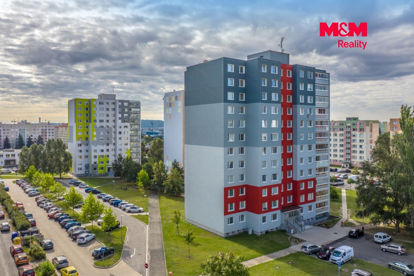 Dům