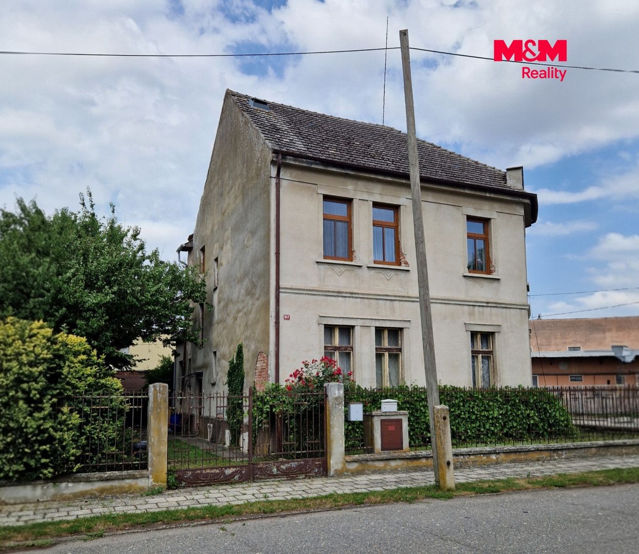 dům