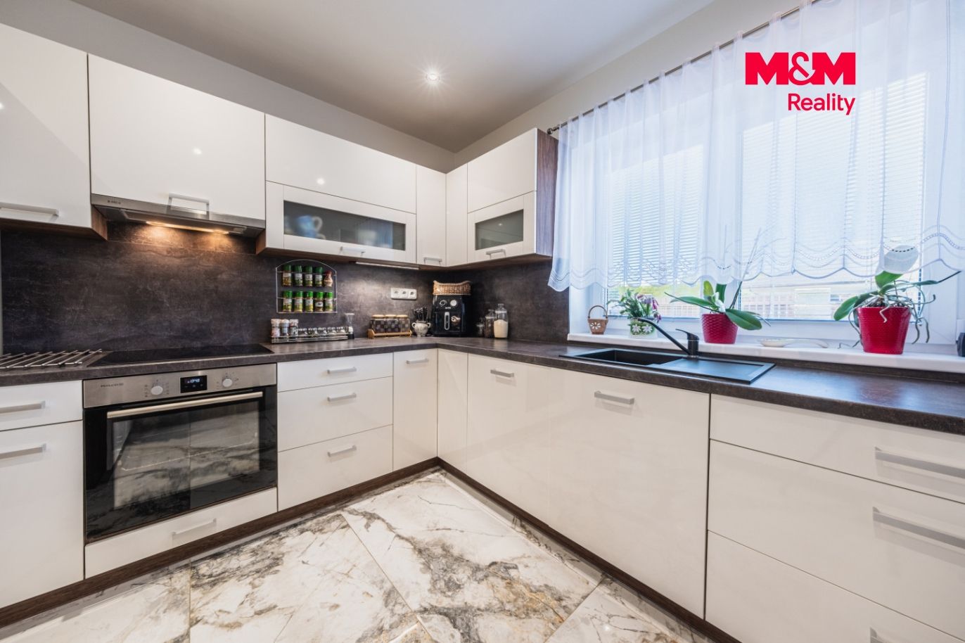 Prodej rodinného domu, 107 m², Mukařov, ul. K Památníku