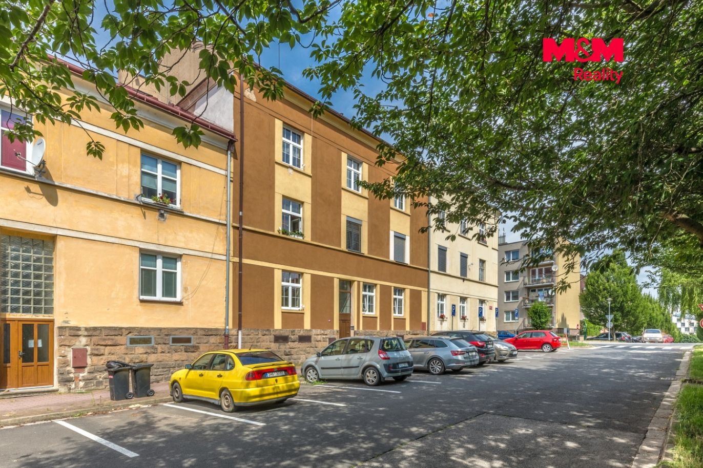 Dům