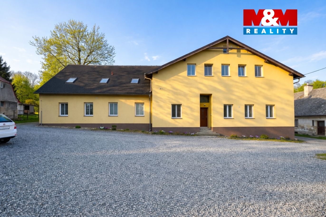 dům