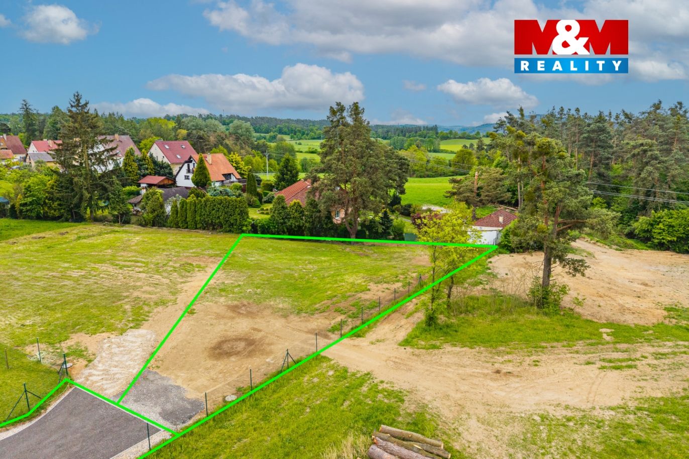 943071 - Prodej pozemku k bydlení, 1055 m², Bukovany