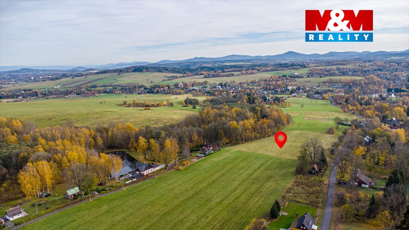 Pohled na pozemek