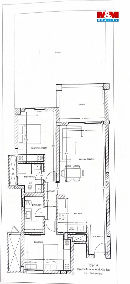 MASTER BEDROOM (1).jpg