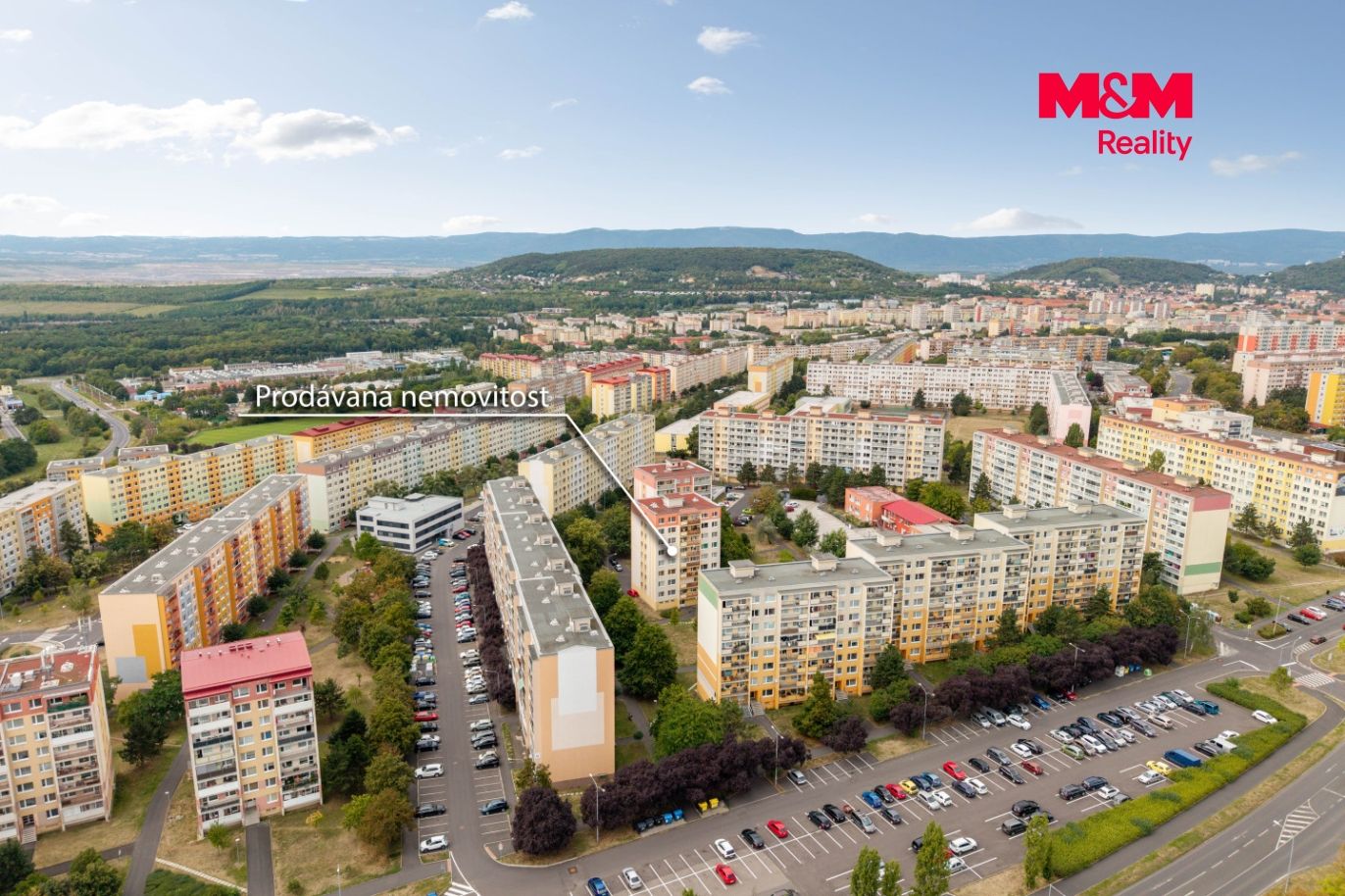Pohled na dům a okolí