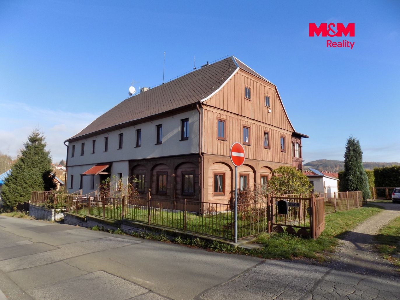 pohled na dům