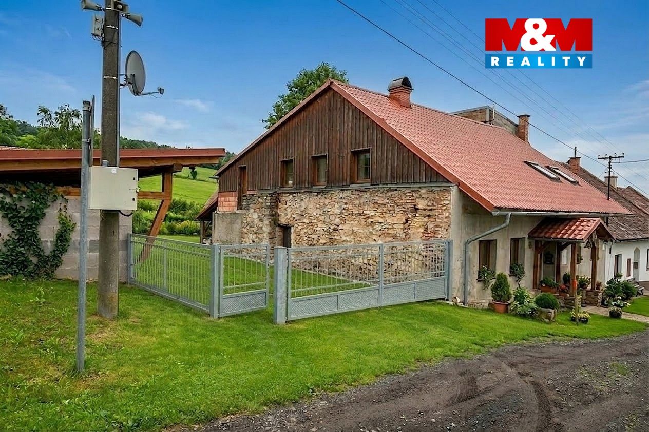 dům