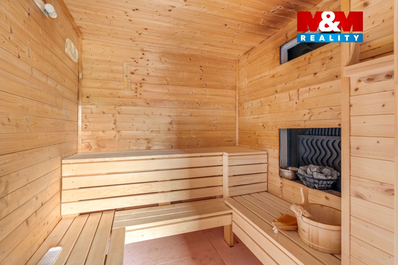 Sauna v samostatné stavbě