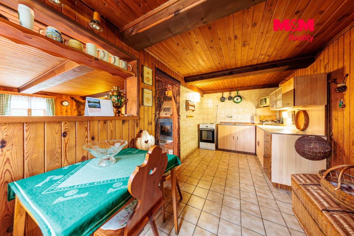 044A0536-HDR.jpg