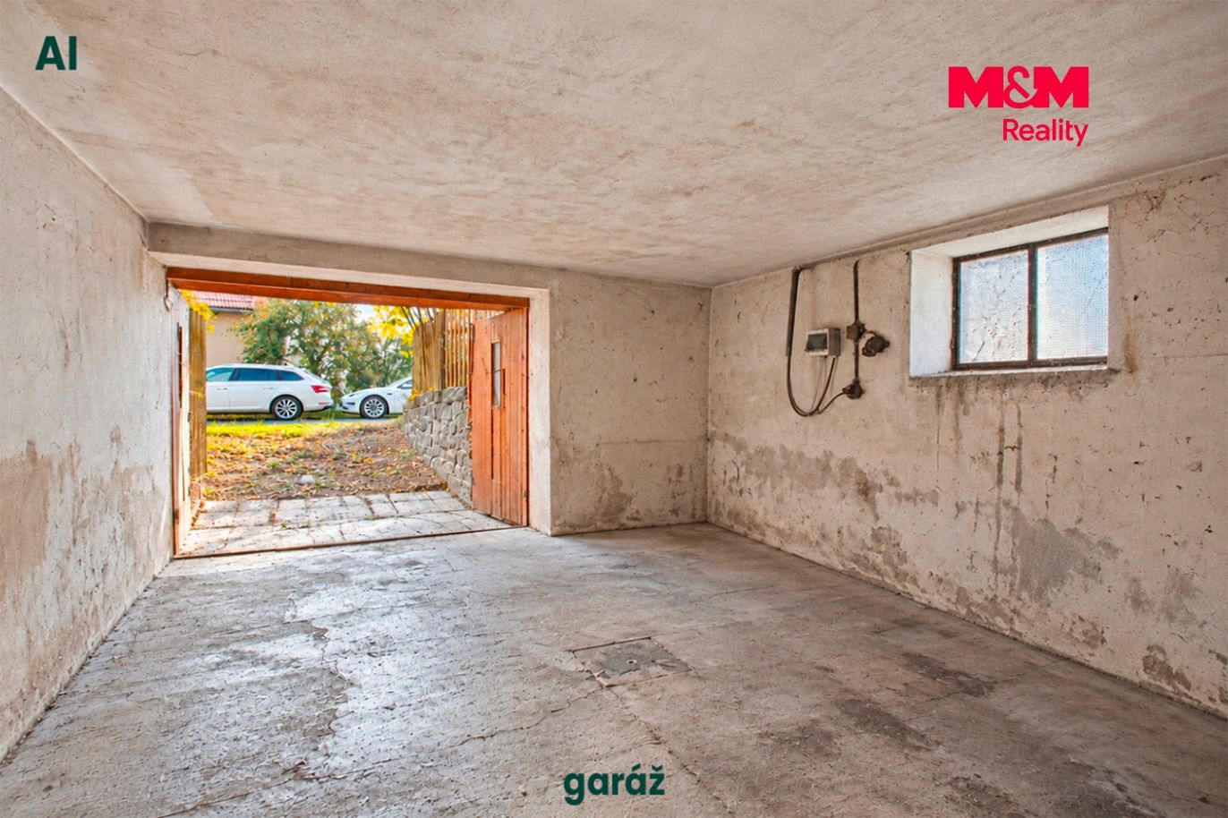 Realitní fotografie - Skřivaň - Martin Přibyl - 19 - AI - text.jpg