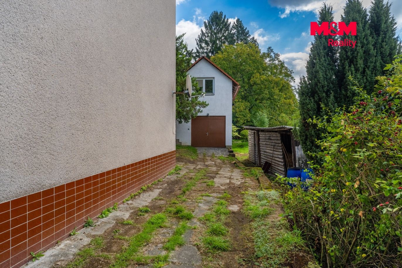 Příjezd ke garáži