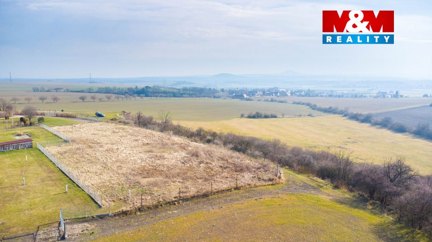 pohled na pozemek
