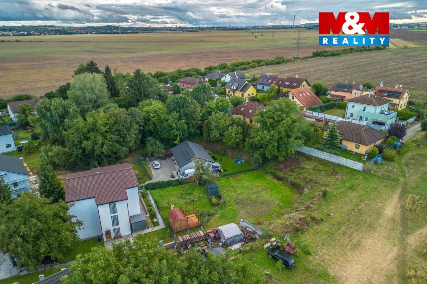 Pohled na pozemek