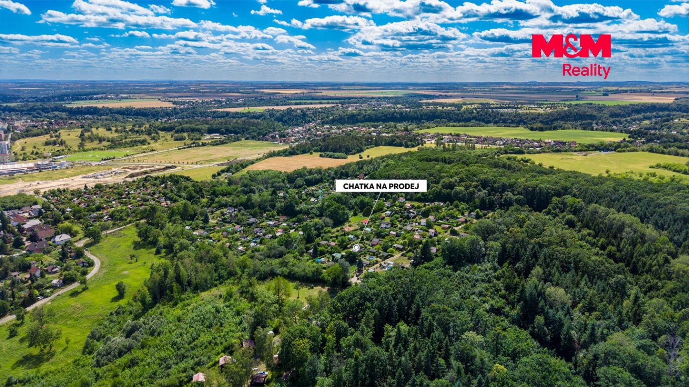 Pohled na zahradu a okolí