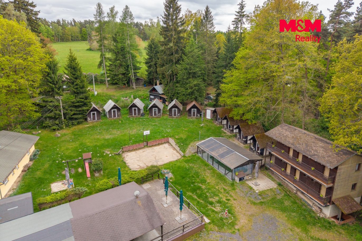 Pronájem rekreačního areálu- kemp, 795 m², Mezirolí