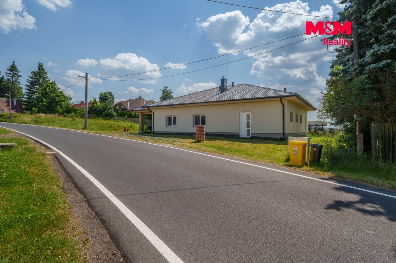 Dům