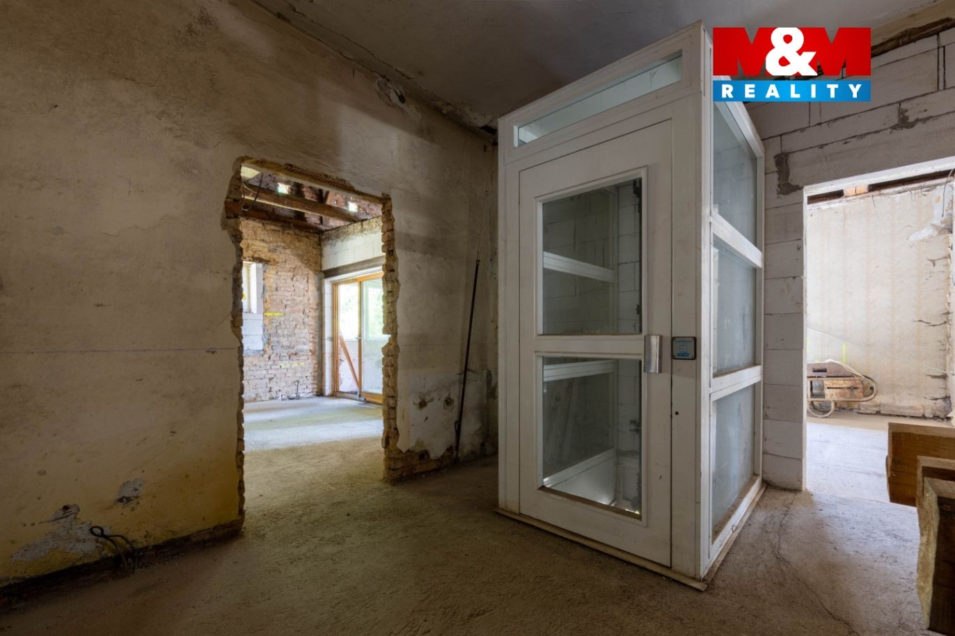6U1A9166-HDR.jpg