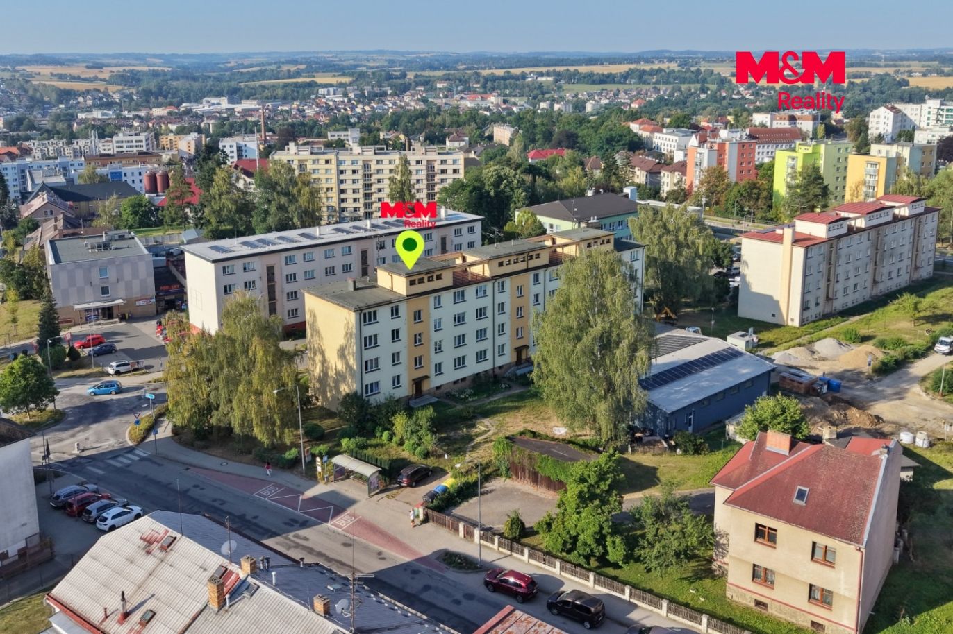 Dům a okolí