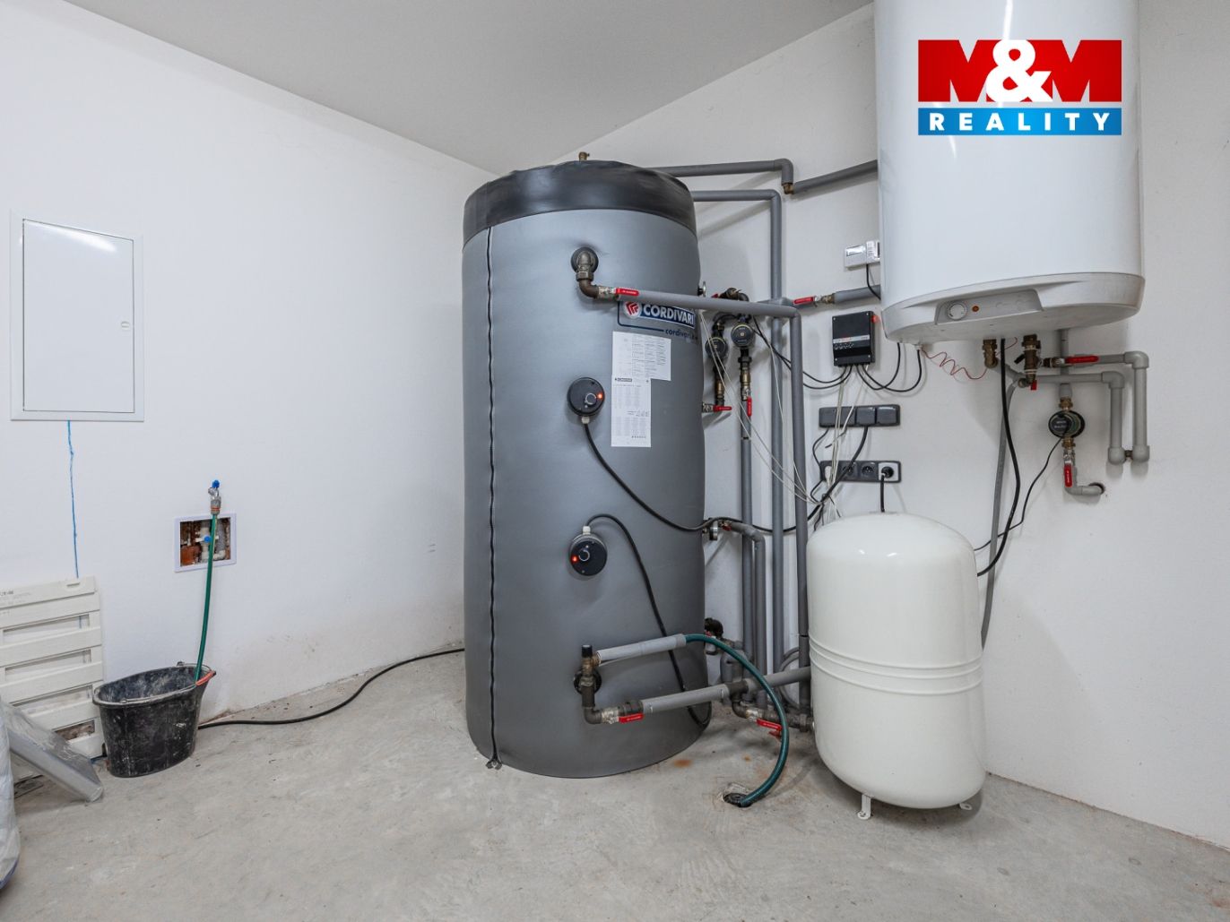 Prodej rodinného domu, 450 m², Neustupov