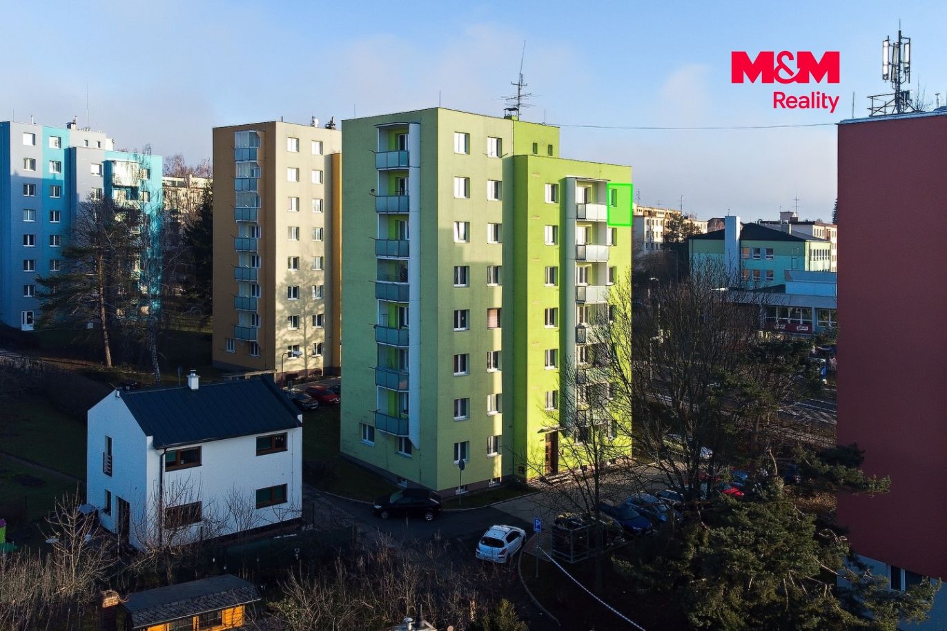 Dům a okolí