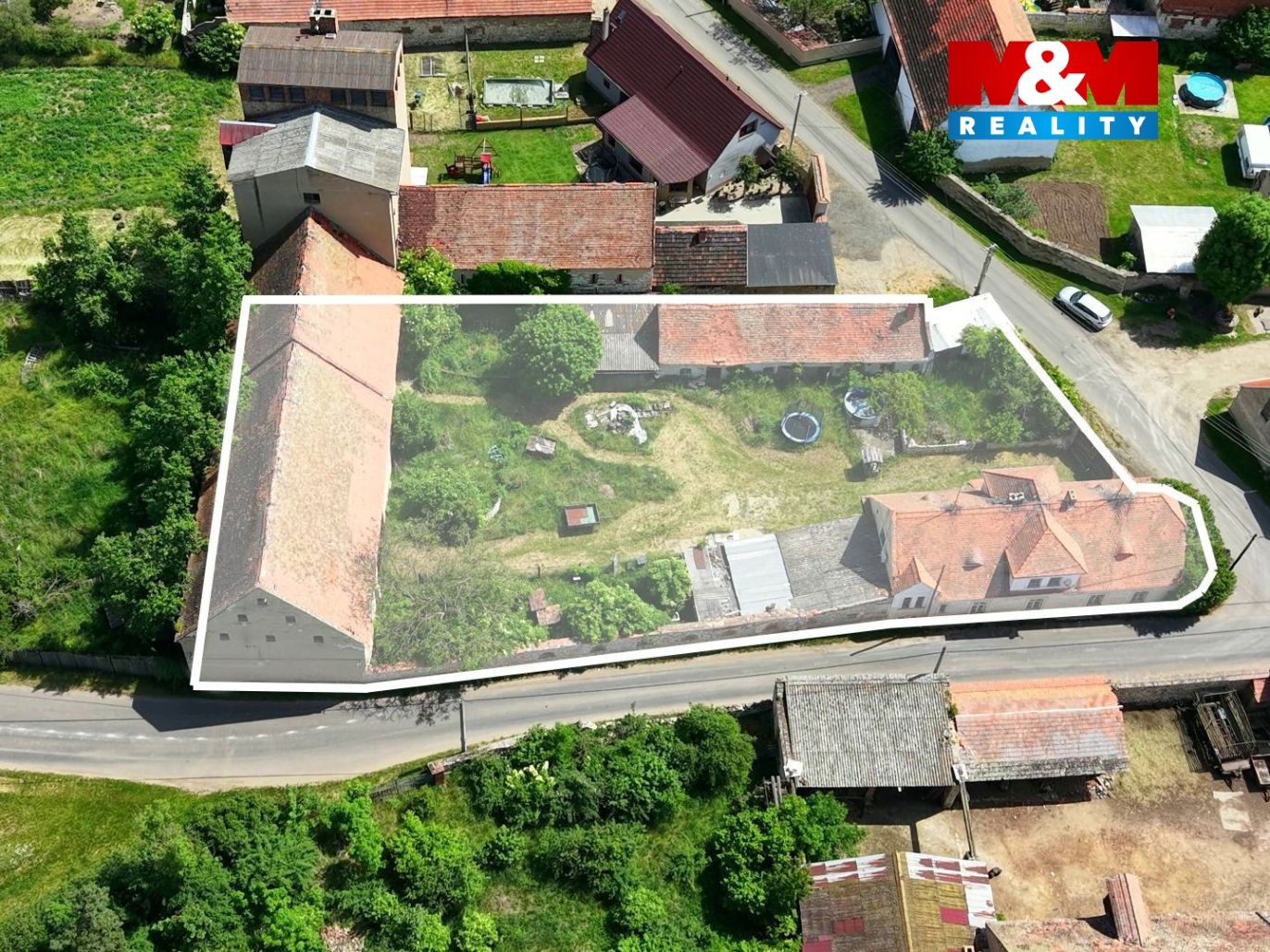 Dům
