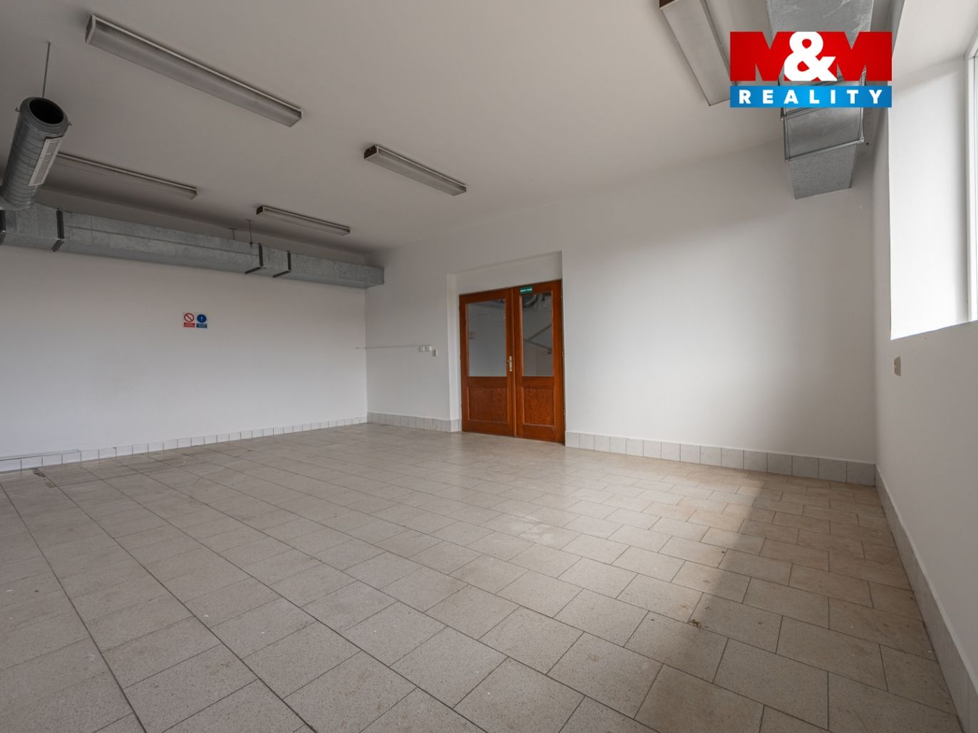 KOMERCNI PROSTORY MILOVANICE-39.jpg