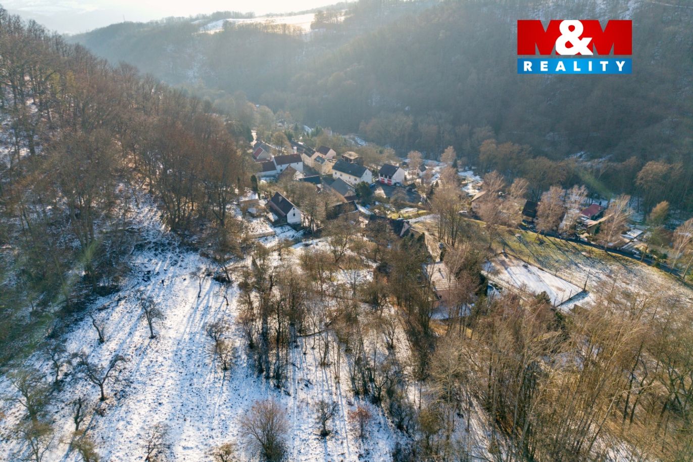 Pohled na pozemky