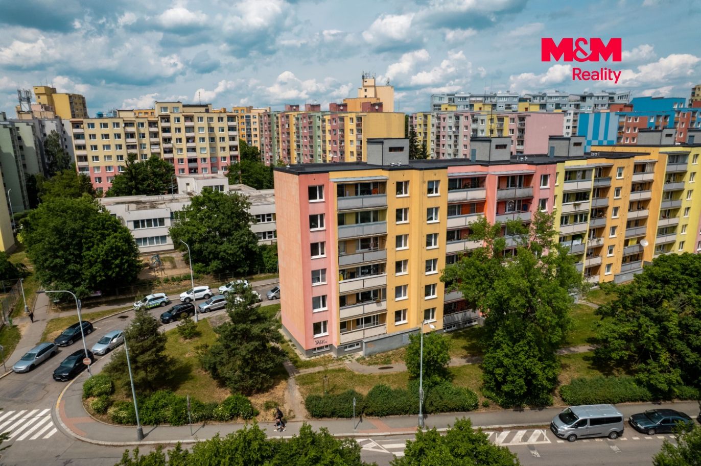Dům