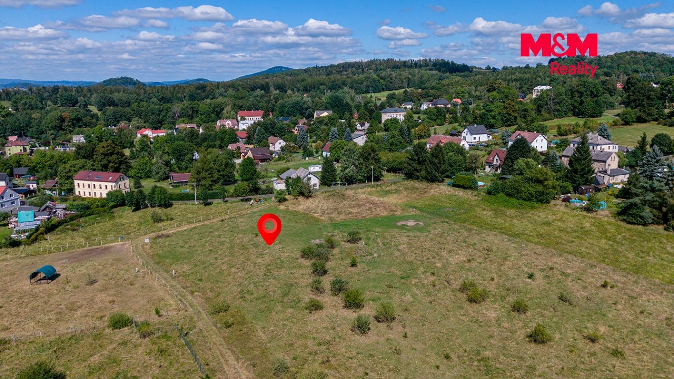 pohled na pozemek