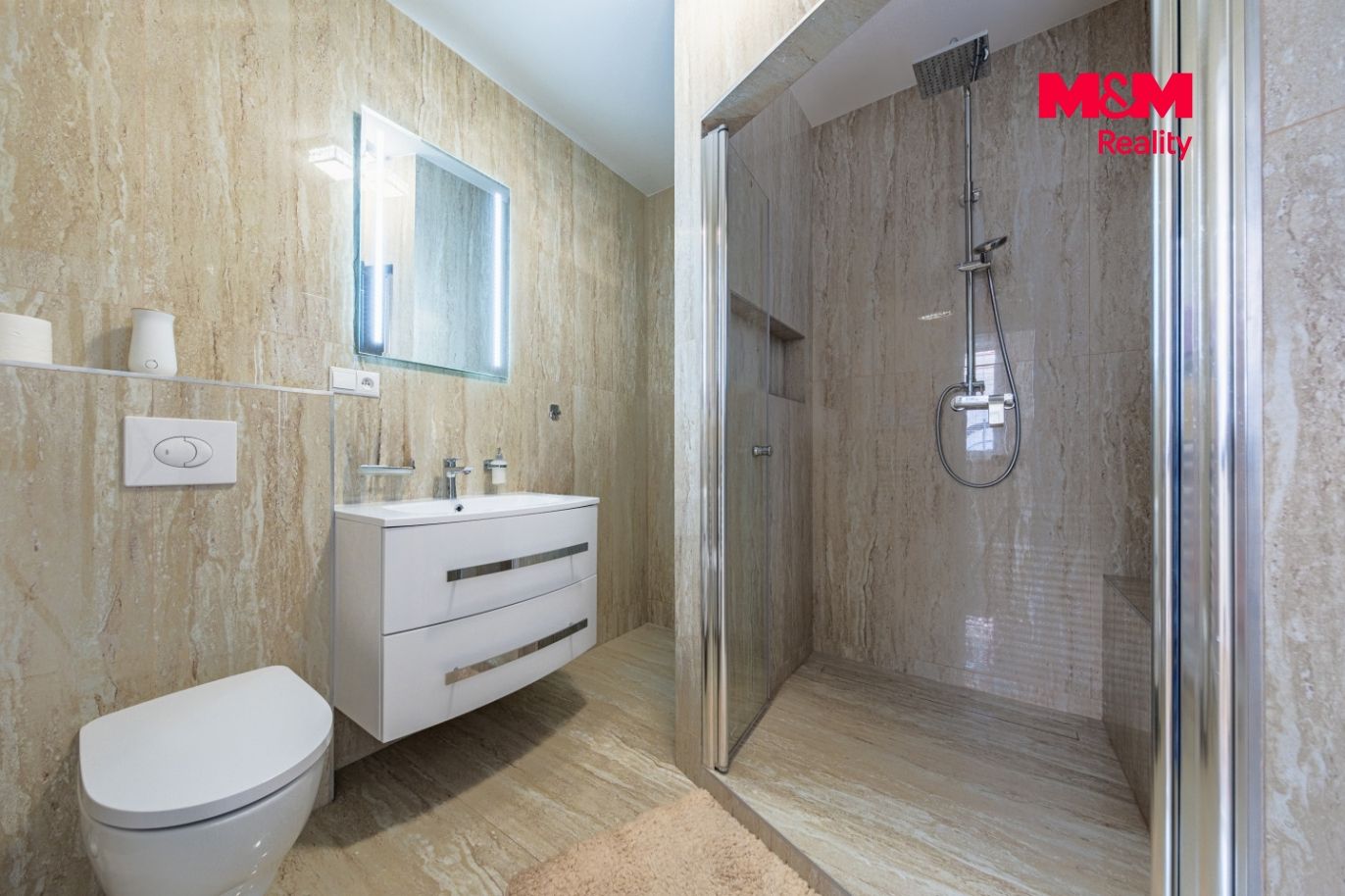 Prodej rodinného domu, 379 m², Mukařov, ul. Do Vrchu