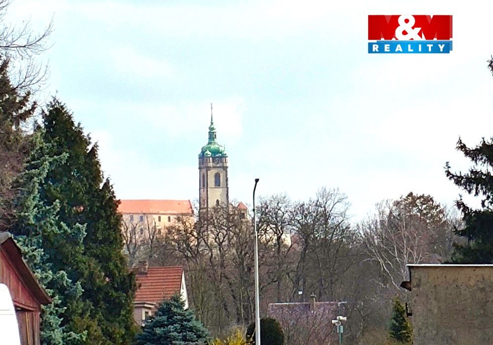 Pohled z pozemku