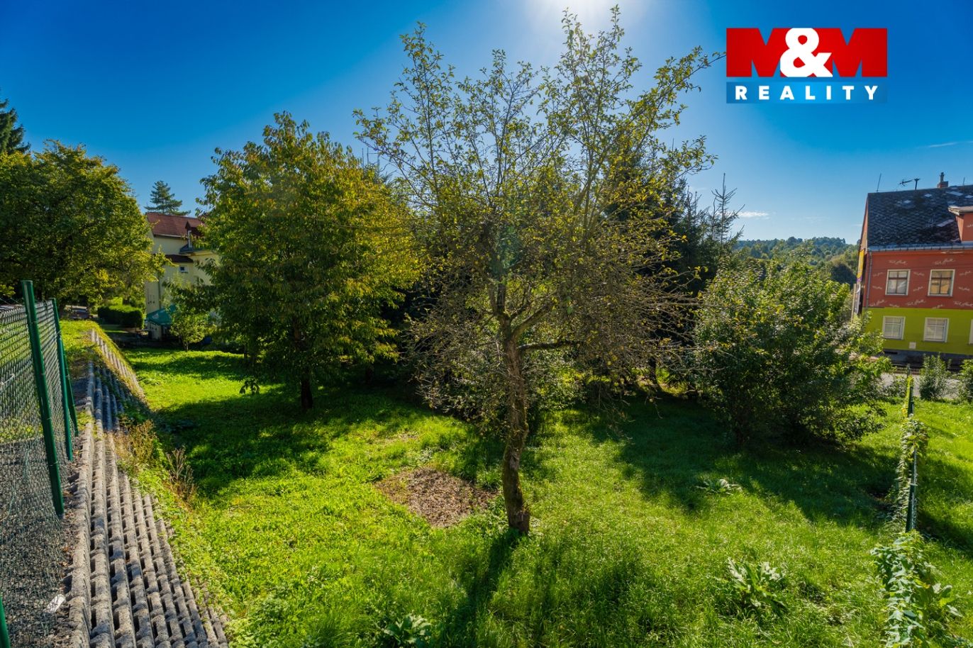 Pozemek.jpg