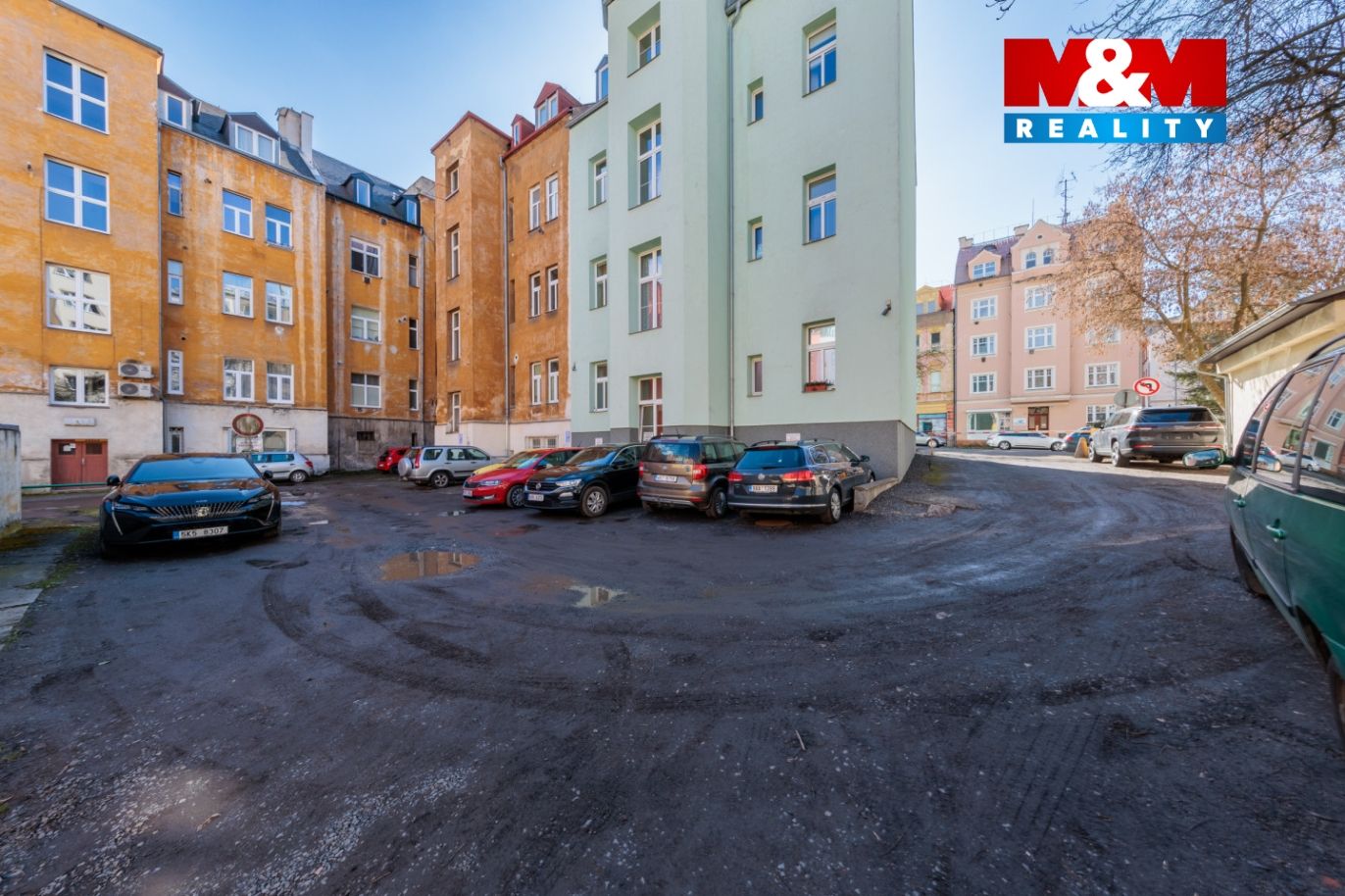 044A3227-HDR.jpg