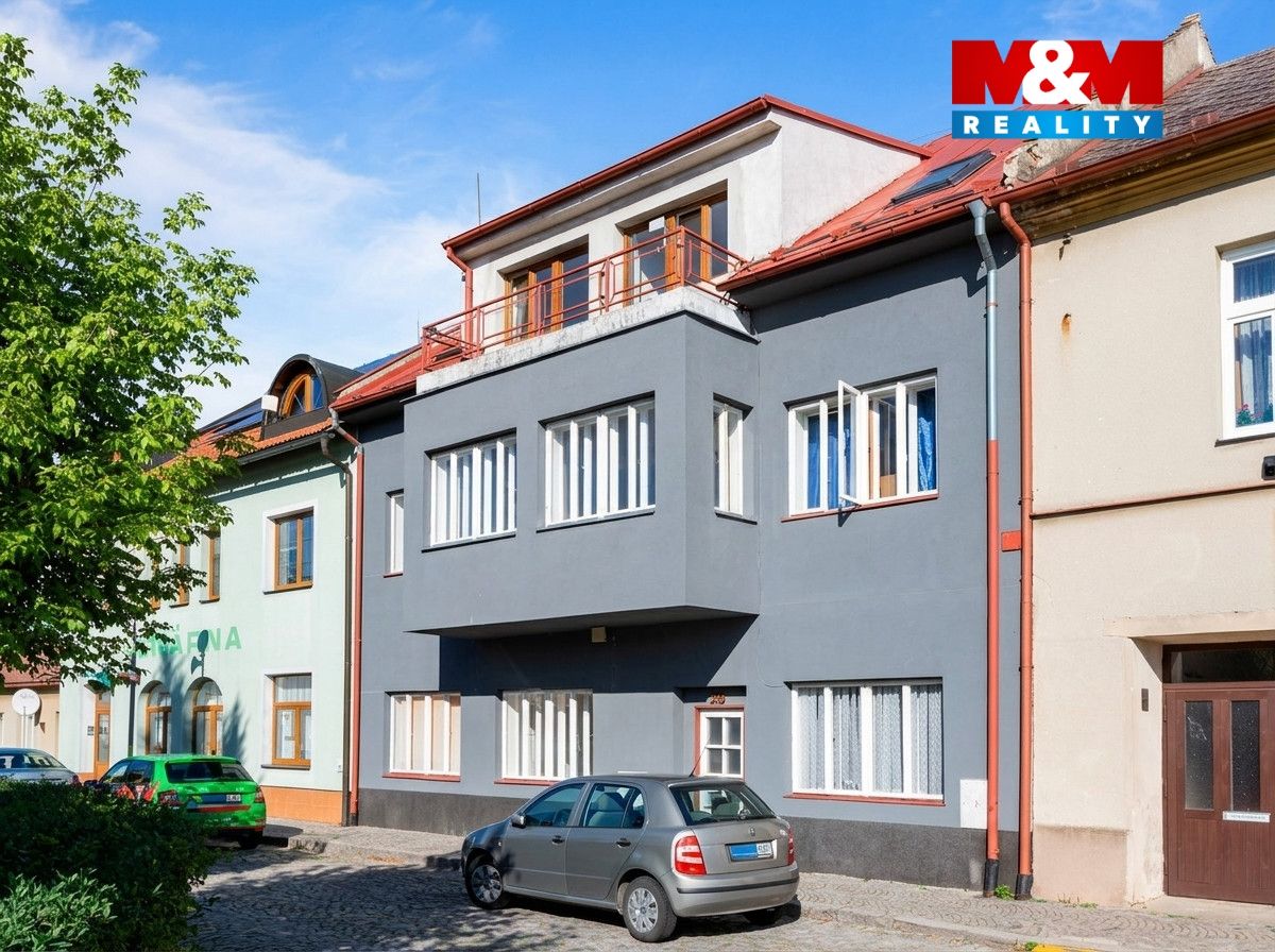 Modern_residential_building_facade_202606021229.jpeg