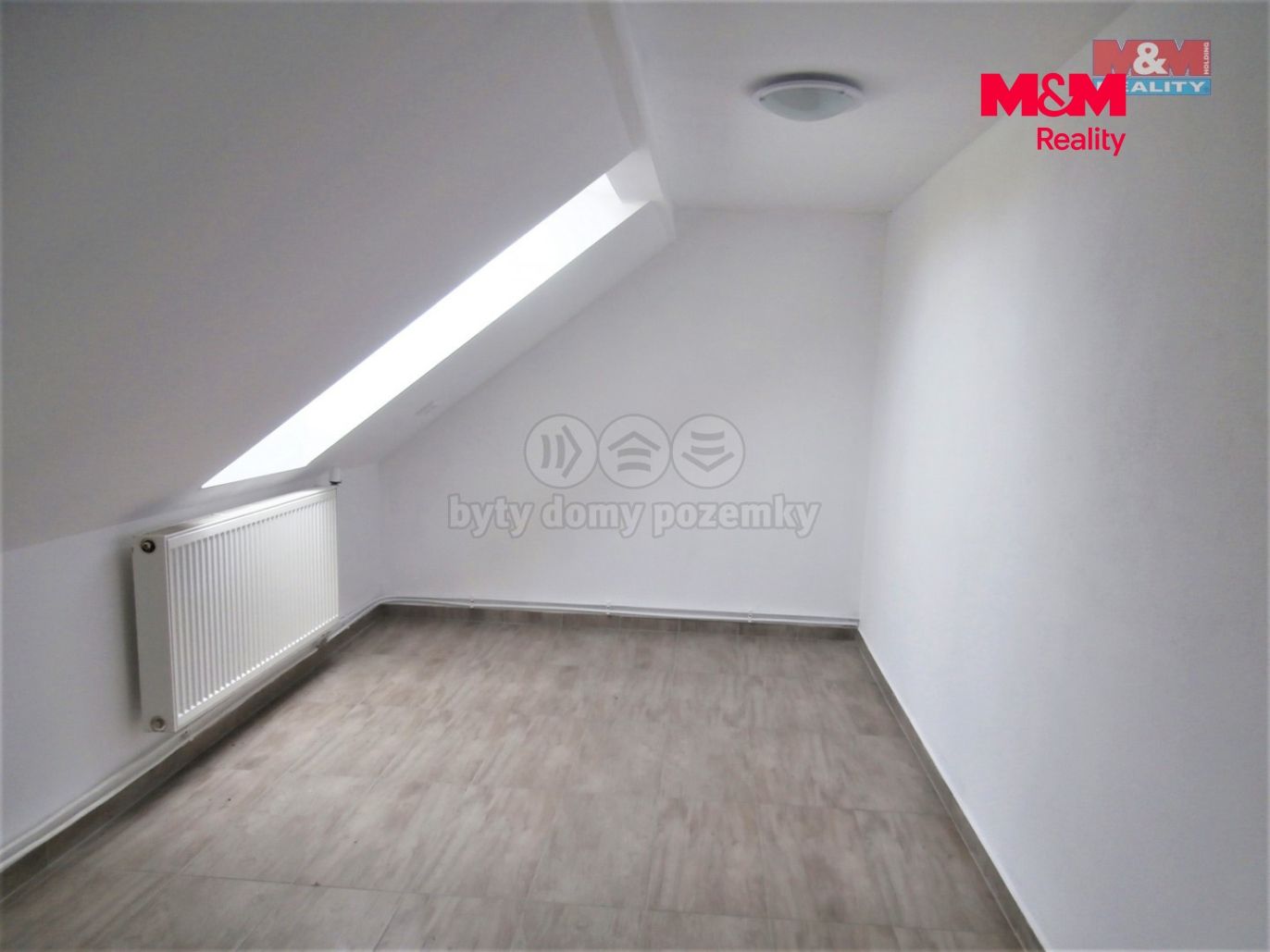 56270204-defd-4654-9270-70d6bcceff13.jpg