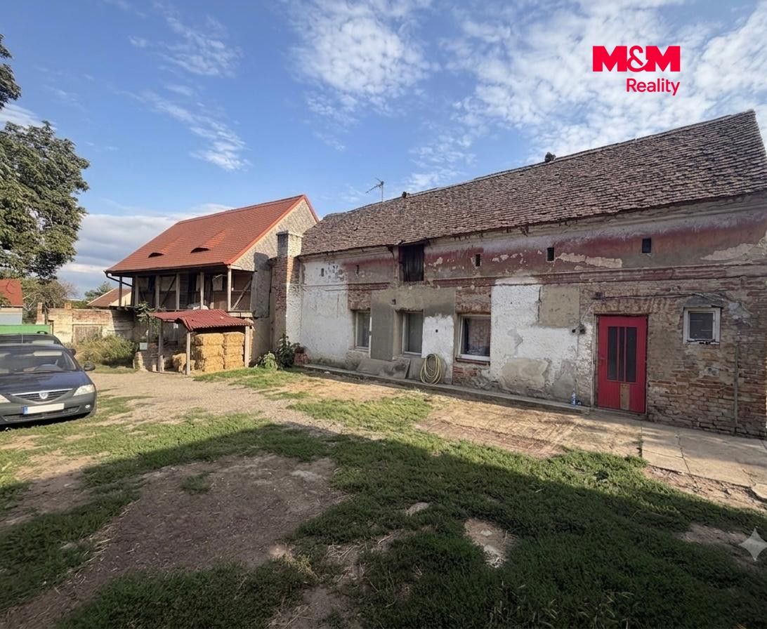 Dům s pozemkem 